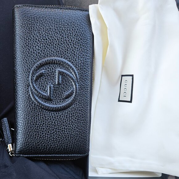 Gucci Soho Leather Zip Around Black Wallet with Tassel - Picture 1 of 4